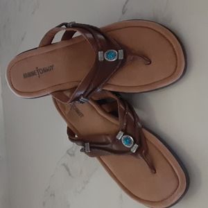 🆕️ MINNETONKA Leather Turquoise Stone Sandals Slip-On Thongs Sz 10